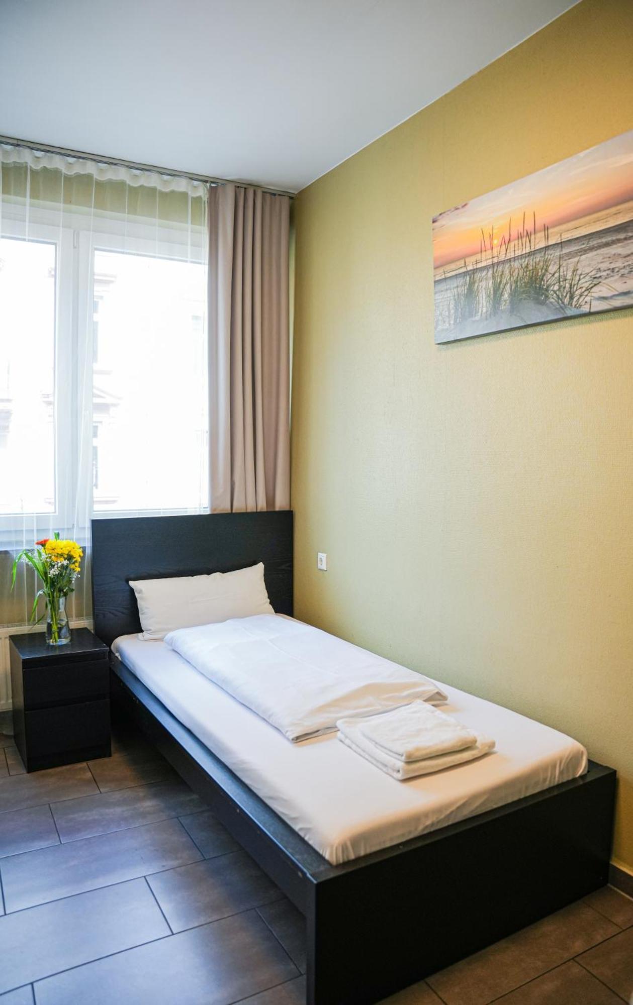 Hotel City Star Frankfurt am Main Dış mekan fotoğraf